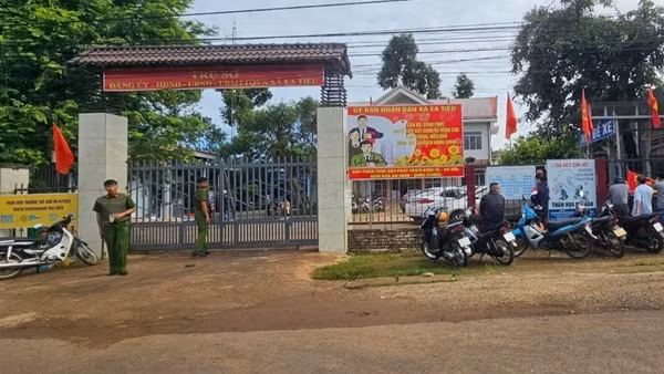 Truy thăng cấp bậc hàm đối với 4 CBCS Công an xã hy sinh tại Đắk Lắk