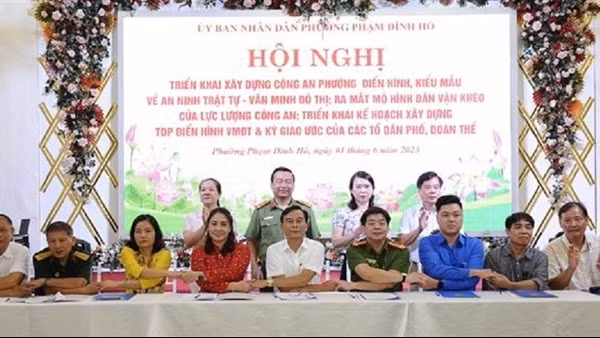 Mô hình Công an phường kiểu mẫu: &nbsp;Hướng về “đích” vì nhân dân phục vụ