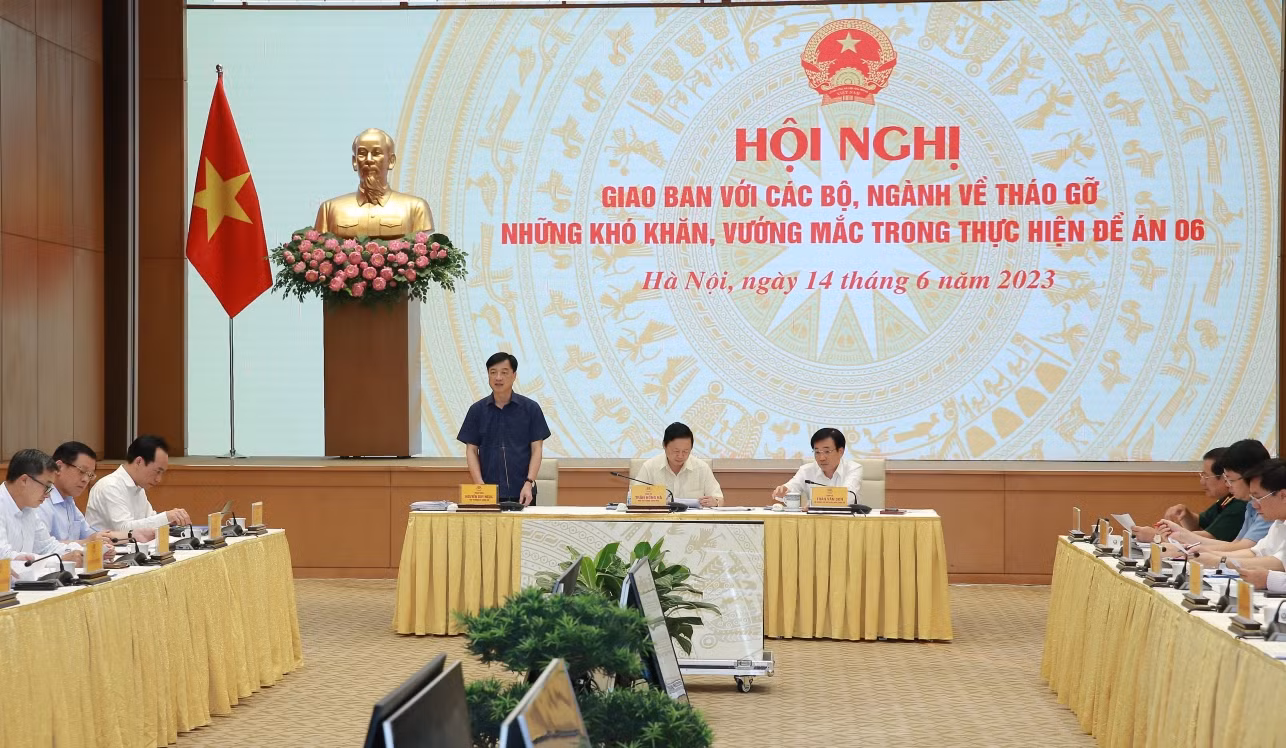 Thông suốt về nhận thức, quyết liệt hành động giải quyết những vướng mắc khi thực hiện Đề án 06 -0