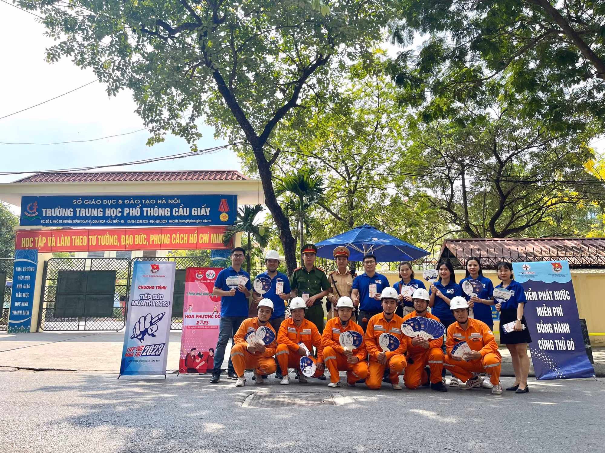 EVN Hà Nội đảm bảo điện an toàn và liên tục phục vụ cho 201 điểm thi tại Hà Nội -0