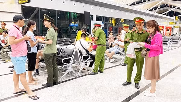 Tạo điều kiện để người dân sớm có tài khoản định danh điện tử mức độ 2