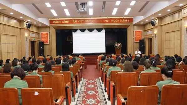 Nâng cao vai trò, vị thế của phụ nữ Công an, góp phần thực hiện tốt nhiệm vụ