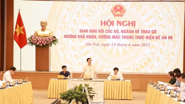 Thông suốt về nhận thức, quyết liệt giải quyết những vướng mắc khi thực hiện Đề án 06