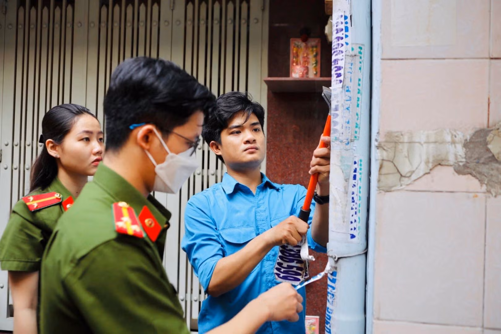 TP Hồ Chí Minh tổng ra quân cao điểm bóc, xóa các sản phẩm quảng cáo sai quy định -0