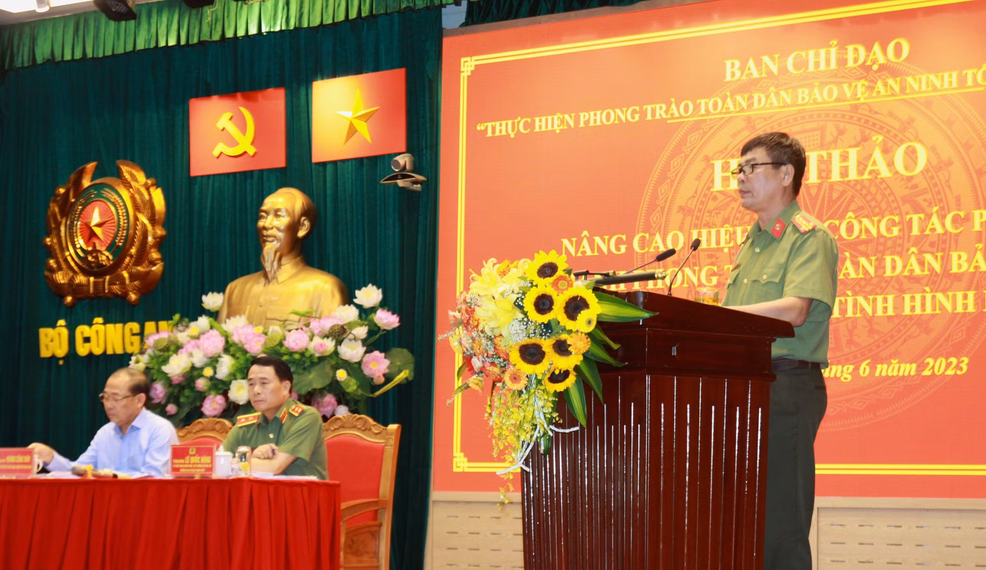 Nâng cao hiệu quả công tác phối hợp đẩy mạnh phong trào toàn dân bảo vệ ANTQ trong tình hình mới -0