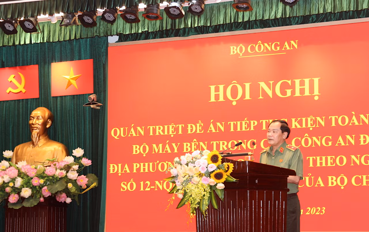Sắp xếp tổ chức bộ máy bên trong của Công an đơn vị, địa phương tinh, gọn, mạnh -4