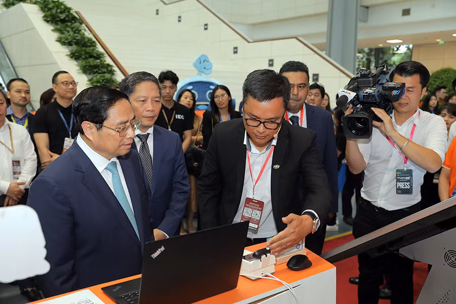 Công nghệ mới - AI, Blockchain, Tự động hoá RPA giúp FPT ghi điểm tại Industry 4.0 -0