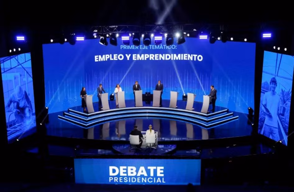 Panama tìm hy vọng trong cuộc bầu cử mới -0