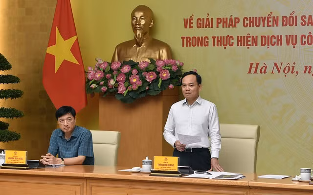 Từ 1/7, chỉ sử dụng duy nhất tài khoản VNeID khi thực hiện dịch vụ công trực tuyến -0