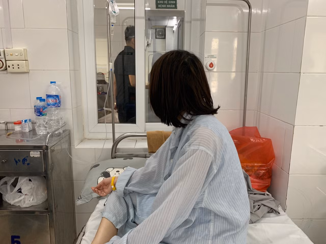 Vụ nghi ngộ độc sau bữa cỗ ở Thái Bình, khả năng không phải do liên cầu lợn có trong tiết canh -0