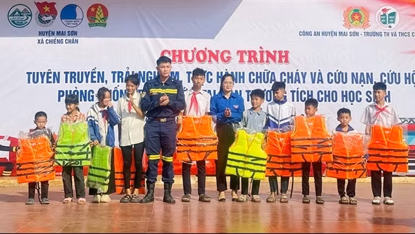 Tăng cường tuyên truyền, hướng dẫn phòng cháy, chữa cháy trong trường học