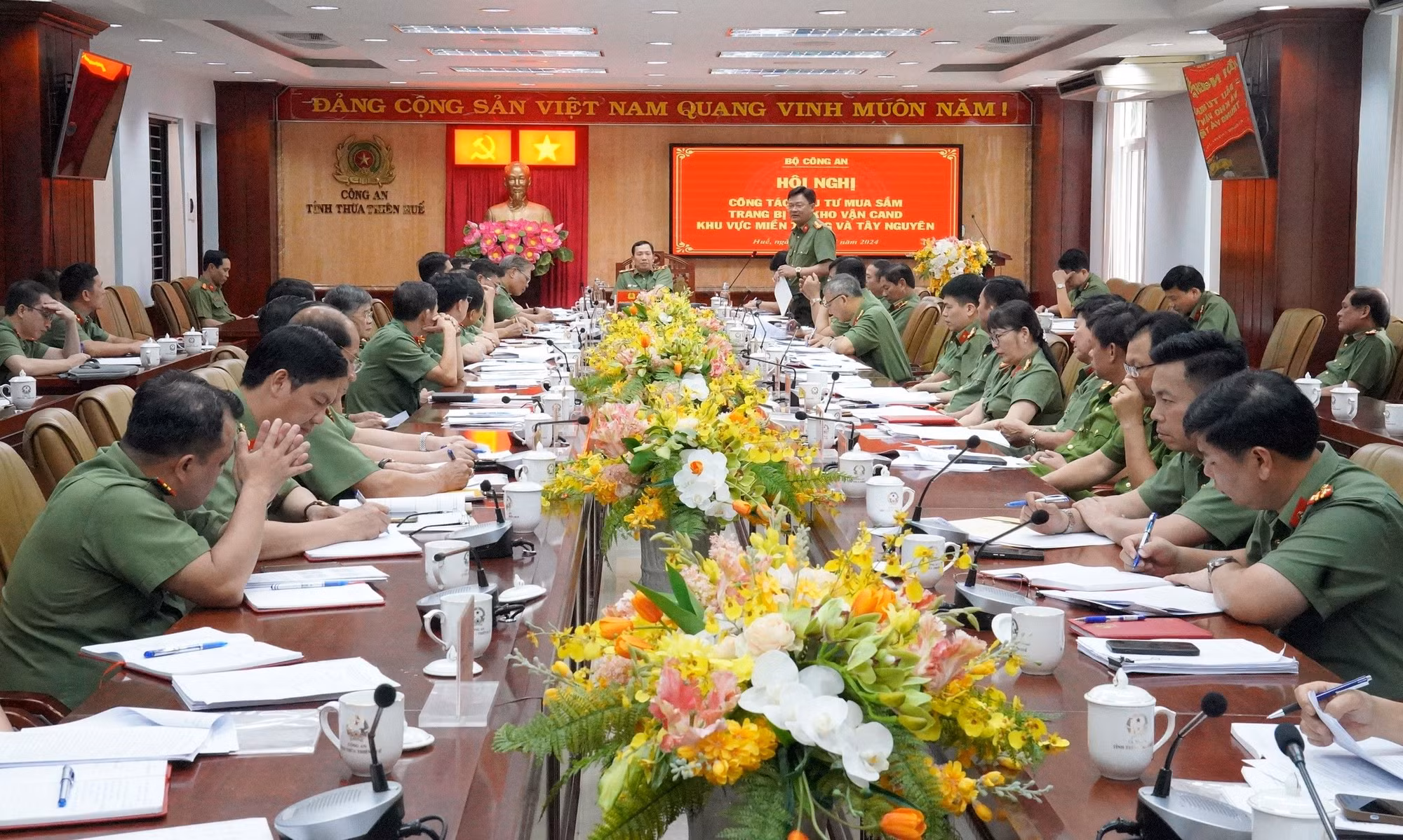Đổi mới tư duy trong công tác hậu cần, kỹ thuật để đáp ứng yêu cầu công tác, chiến đấu -0