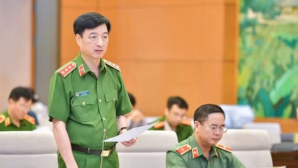 Dùng dao xâm phạm tính mạng, sức khoẻ người khác sẽ bị xử lý như với vũ khí quân dụng