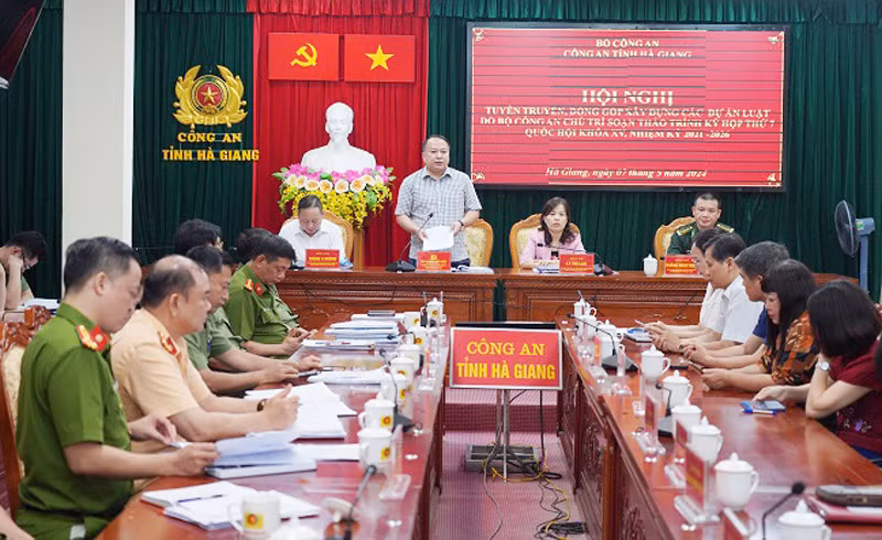 Hội nghị tuyên truyền, góp ý xây dựng các dự án Luật do Bộ Công an chủ trì soạn thảo -0