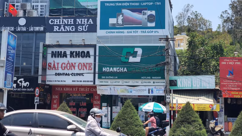 3 đối tượng người nước ngoài cướp tài sản ở phố biển Nha Trang đã sa lưới -0