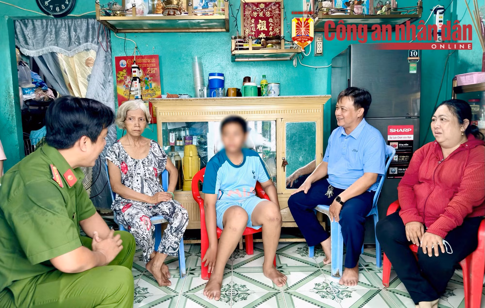 Bé trai 13 tuổi ở Bạc Liêu đi sửa xe bị lạc 3 ngày đã về nhà an toàn -0