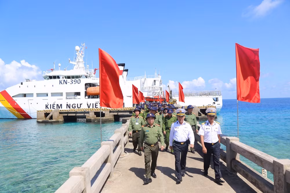 Hành trình đến với Trường Sa (Bài 1) -0