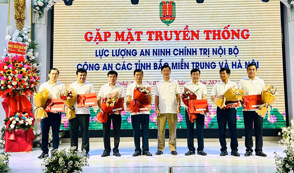 Gặp mặt, trao đổi kinh nghiệm lực lượng An ninh chính trị nội bộ -0