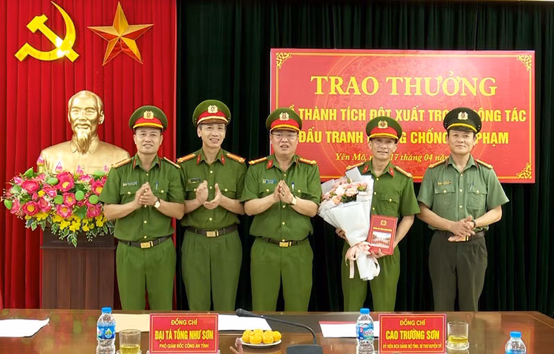 khen-thuong.jpg -0