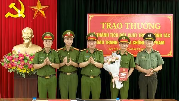 Quyết liệt đấu tranh với tội phạm ma túy ở địa bàn giáp ranh