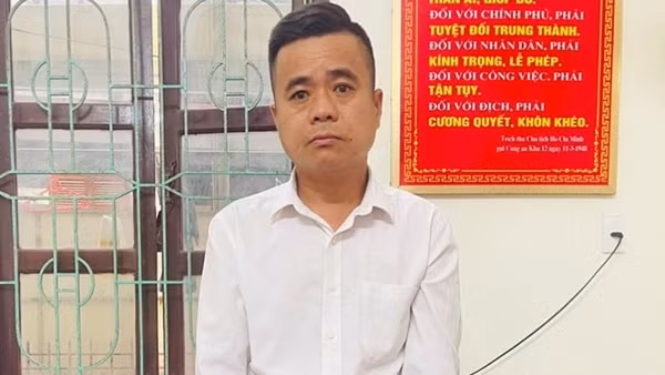 Hàng loạt du khách tắm biển Nhật Lệ bị "thó" điện thoại