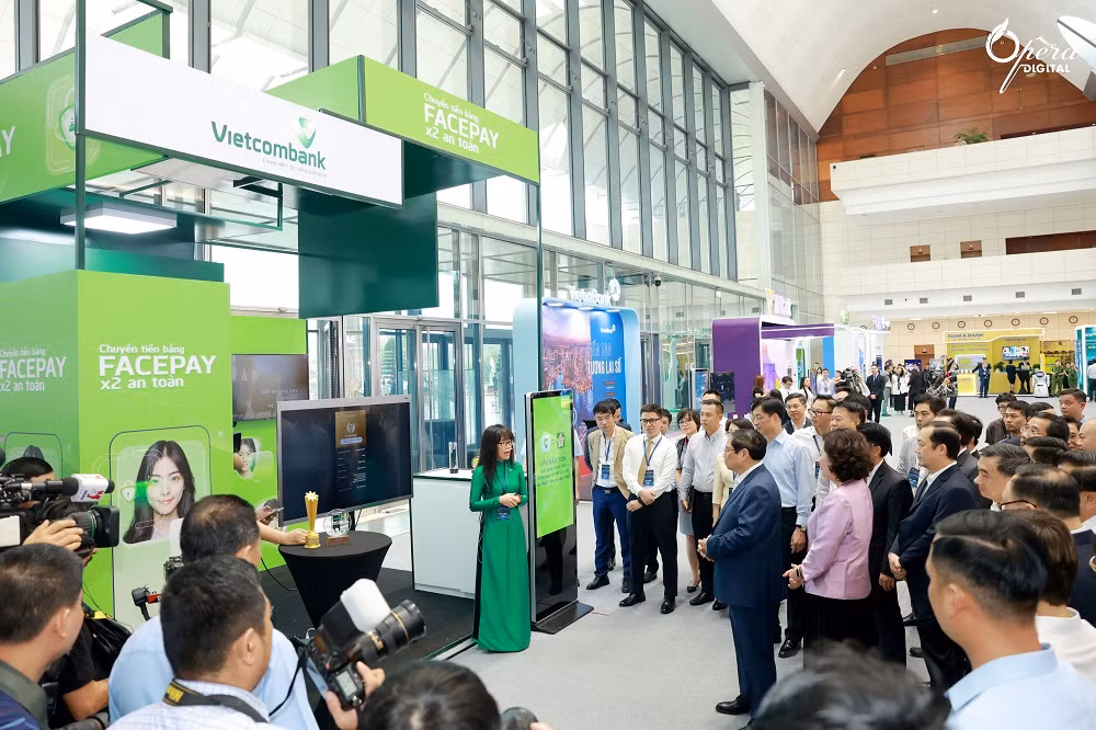 Vietcombank đồng hành cùng sự kiện Chuyển đổi số ngành Ngân hàng năm 2024 -0