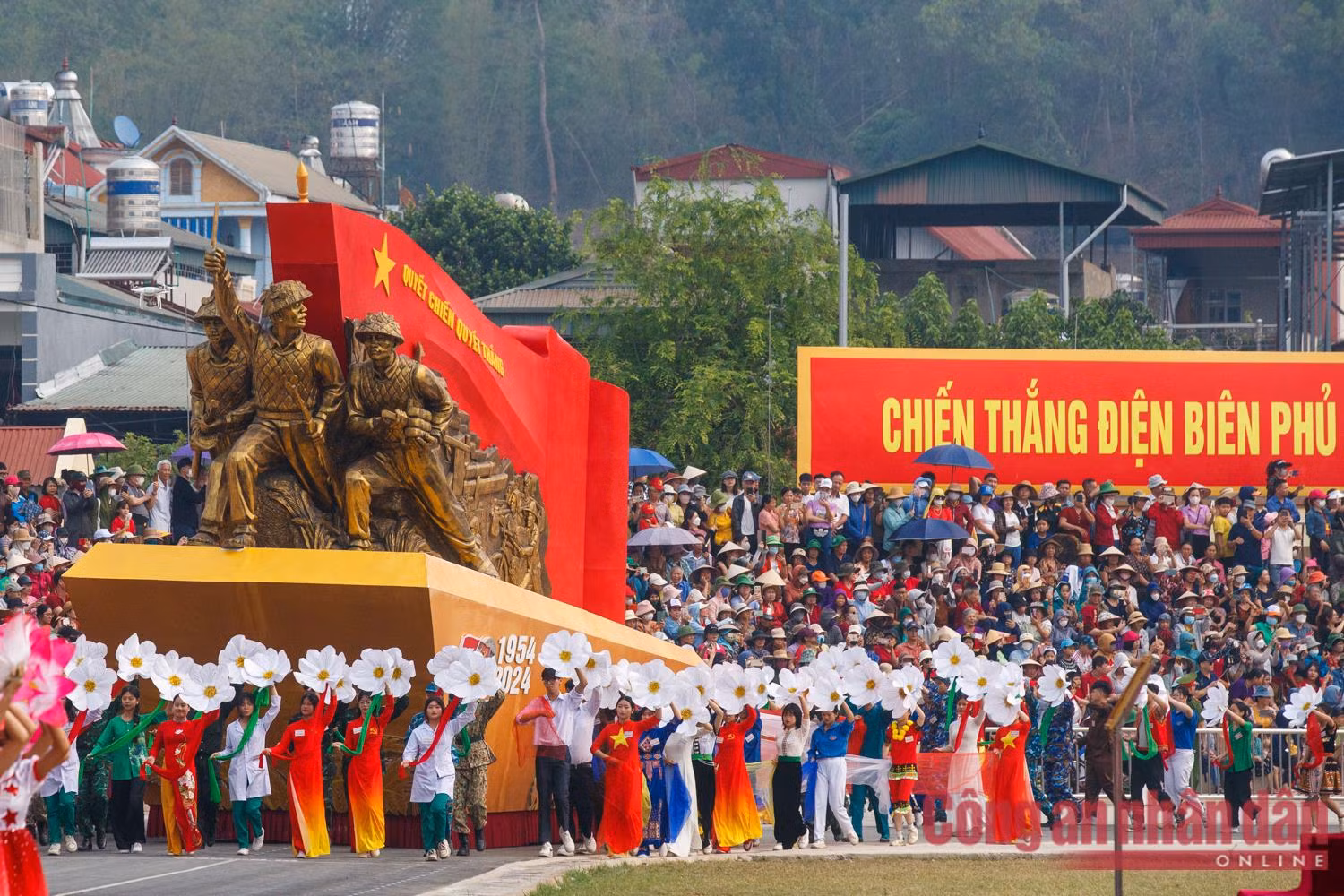 Tổng duyệt chương trình Kỷ niệm 70 năm Chiến thắng Điện Biên Phủ -1