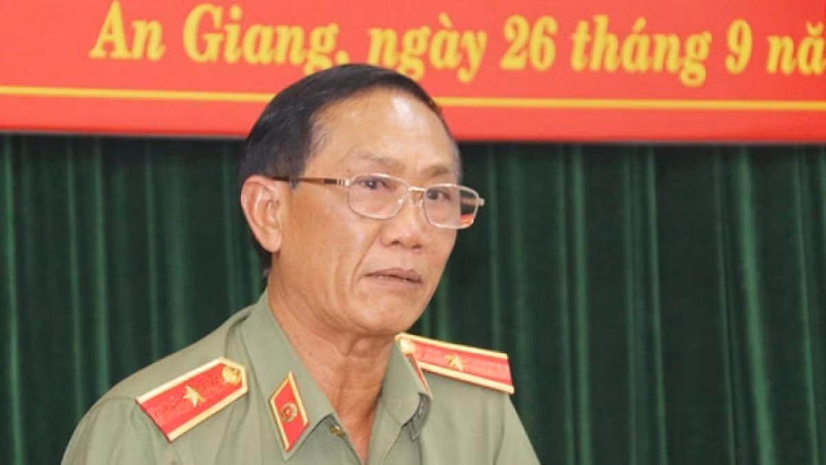 Cách mọi chức vụ trong Đảng với 2 cựu lãnh đạo công an và biên phòng An Giang -0