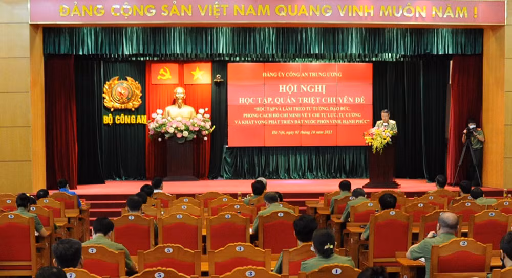 Bộ Công an tổ chức học tập và làm theo tư tưởng, đạo đức, phong cách Hồ Chí Minh -0