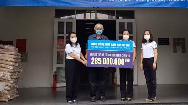 Đón người trở về bảo đảm an toàn phòng chống dịch ảnh 7