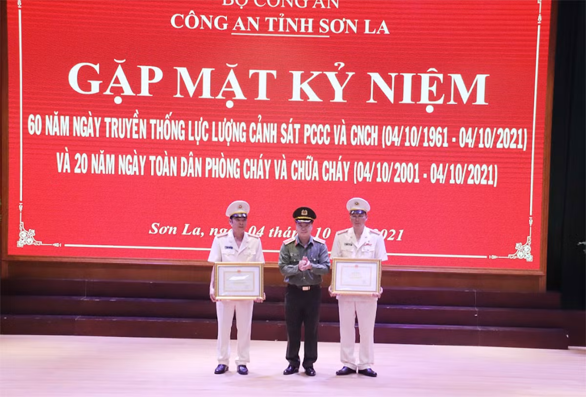 Công an tỉnh Sơn La kỷ niệm 60 năm Ngày truyền thống của lực lượng Cảnh sát PCCC và CNCH -1