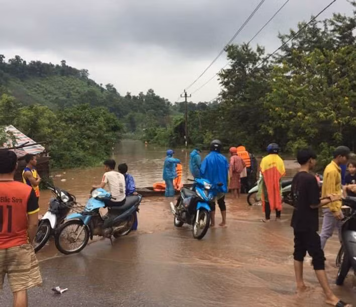 Nhiều địa phương ở Quảng Trị bị ngập lụt cục bộ nặng -0