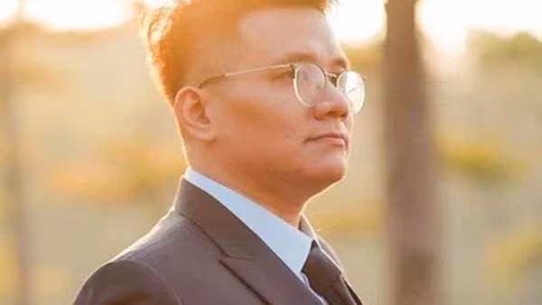 “Hacker” Nhâm Hoàng Khang tống tiền và liên quan gì đến bà Nguyễn Phương Hằng?