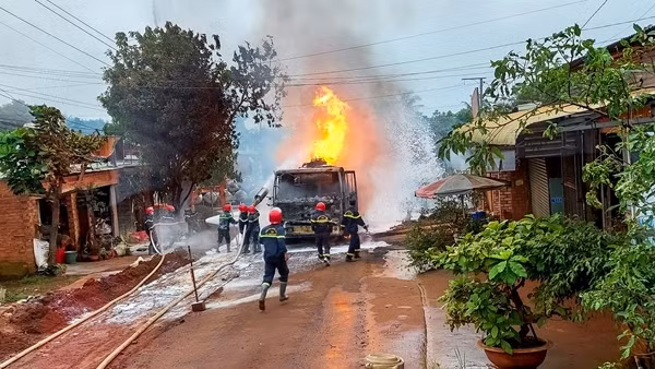 Bản lĩnh người lính phòng, chống “giặc lửa” ở Bình Phước