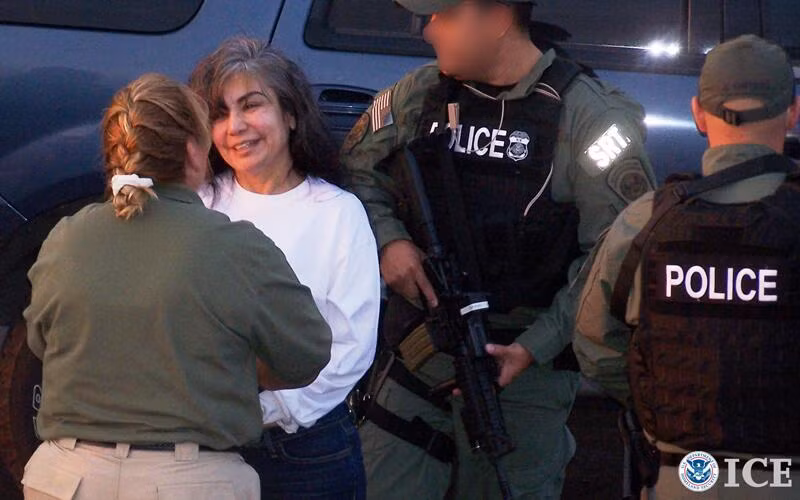 sandra avila beltran khi bi dan do ve mexico.jpg -0