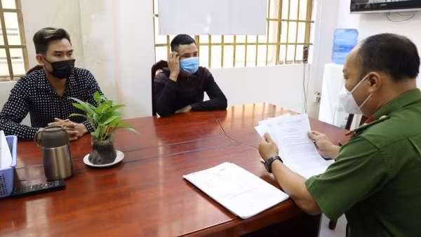Triệt phá đường dây lô đề giao dịch tiền tỷ trên mạng ảnh 2