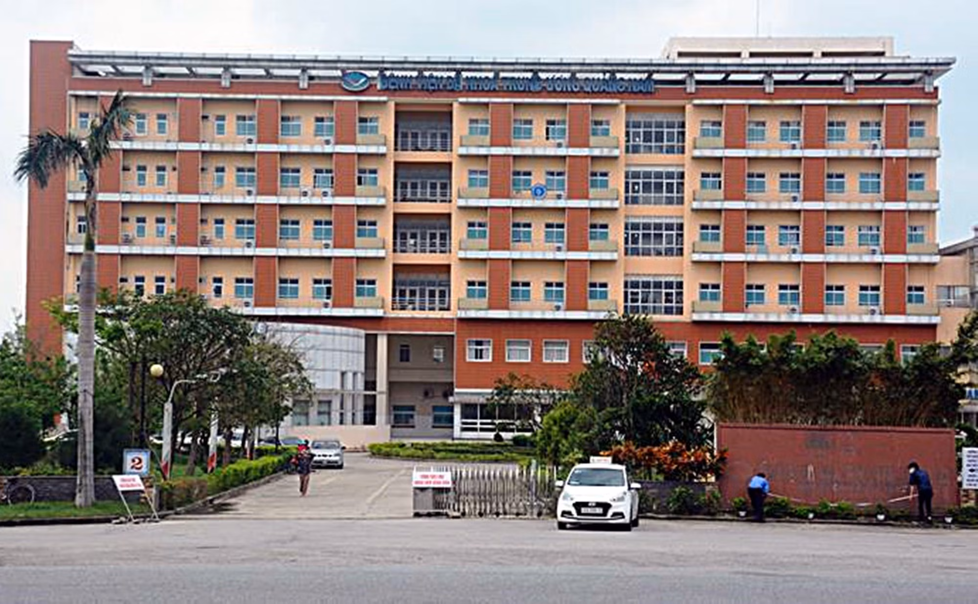 Xuất hiện ca F0, phong tỏa 3 ngày Bệnh viện Đa khoa Trung ương Quảng Nam -0