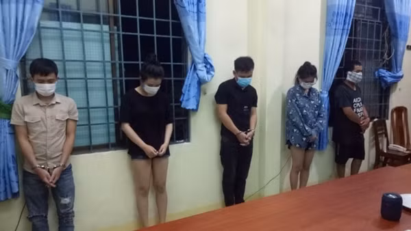Bắt vụ vận chuyển hàng nghìn viên ma túy tổng hợp ảnh 2