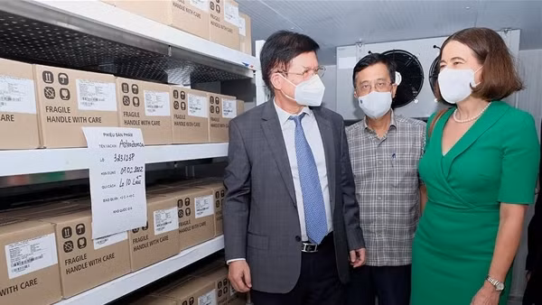 Vaccine sắp về nhiều, các tỉnh phải tăng tốc tiến độ tiêm chủng ảnh 2