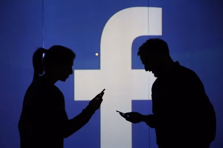 Ông lớn Facebook bị tố 