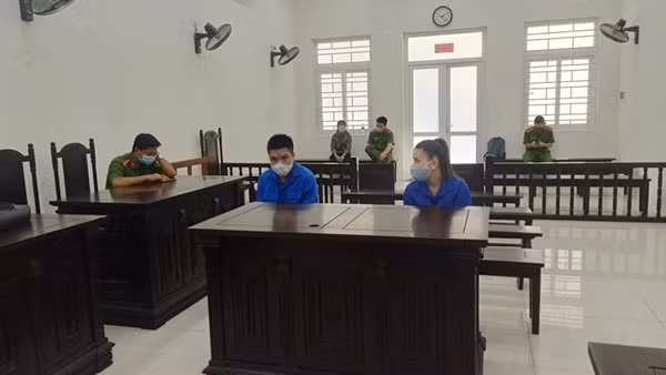Đi cai nghiện về, mở "đại lý ma túy" ngay tại nhà riêng ảnh 3