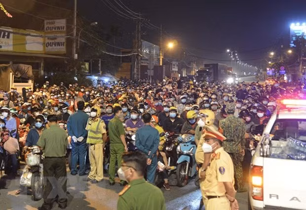 Thủ tướng: Người dân không di chuyển tự phát làm lây lan dịch bệnh -0