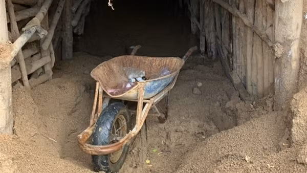 Xử lý nghiêm tình trạng khai thác vàng trái phép ở Đakrông ảnh 3