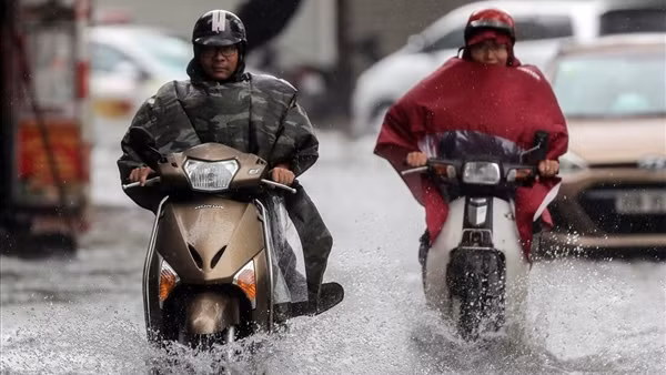 Miền Bắc mưa to, Trung Bộ nắng nóng