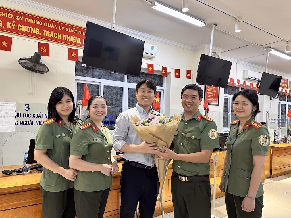 Cấp định danh điện tử cho người nước ngoài tại Việt Nam -0