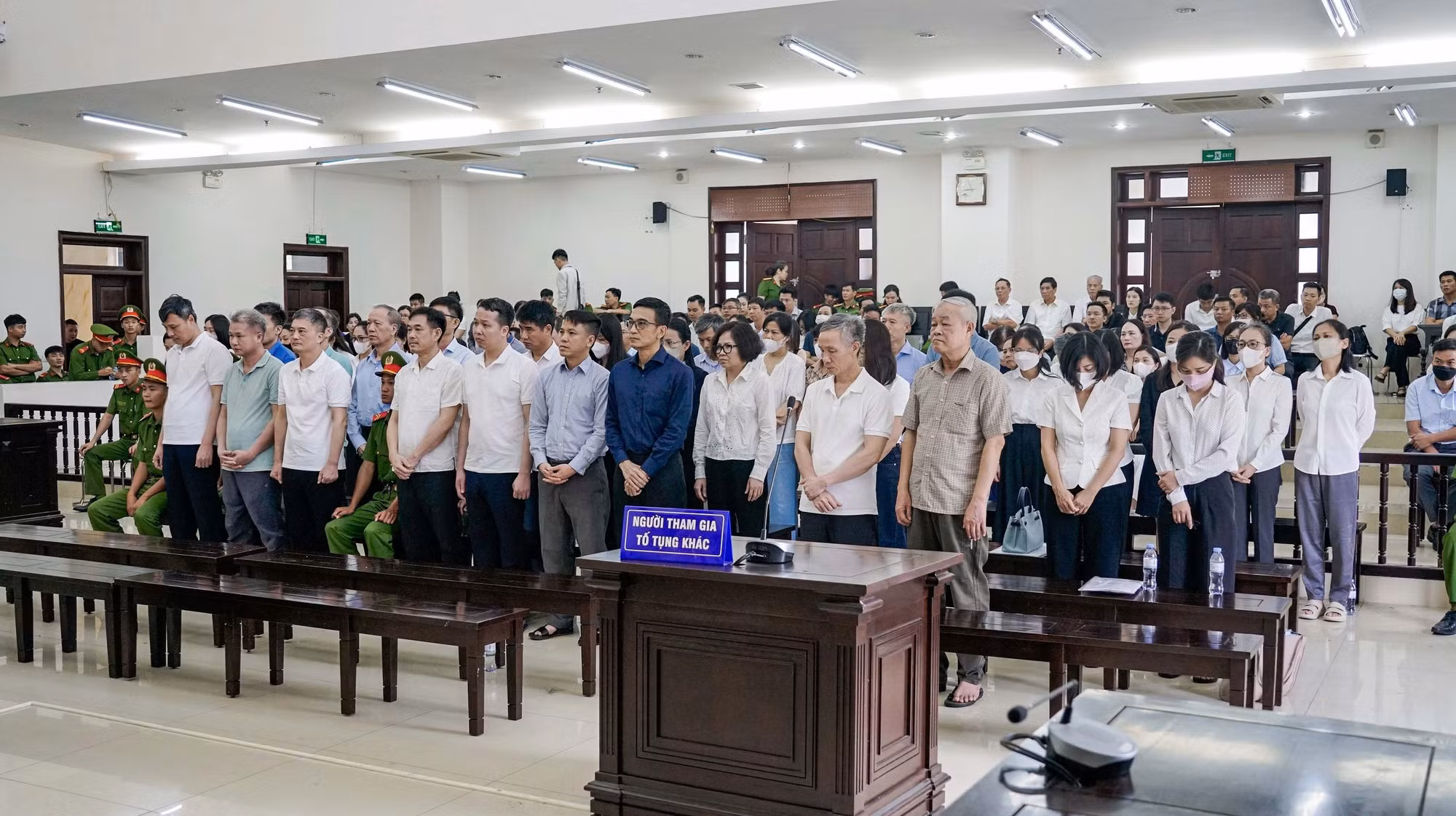 Cựu Chủ tịch FLC Trịnh Văn Quyết được giảm từ 21 năm xuống 7 năm tù -0