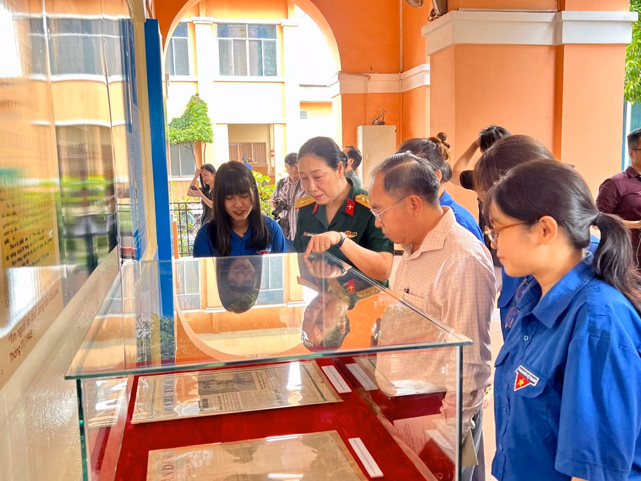 Trưng bày chuyên đề “Chủ tịch Hồ Chí Minh, người sáng lập Báo chí Cách mạng Việt Nam” -0
