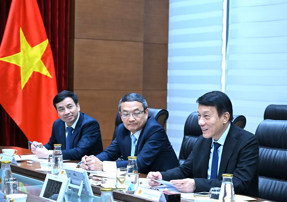 Hợp tác vì một không gian mạng an toàn, sáng tạo và bền vững -0