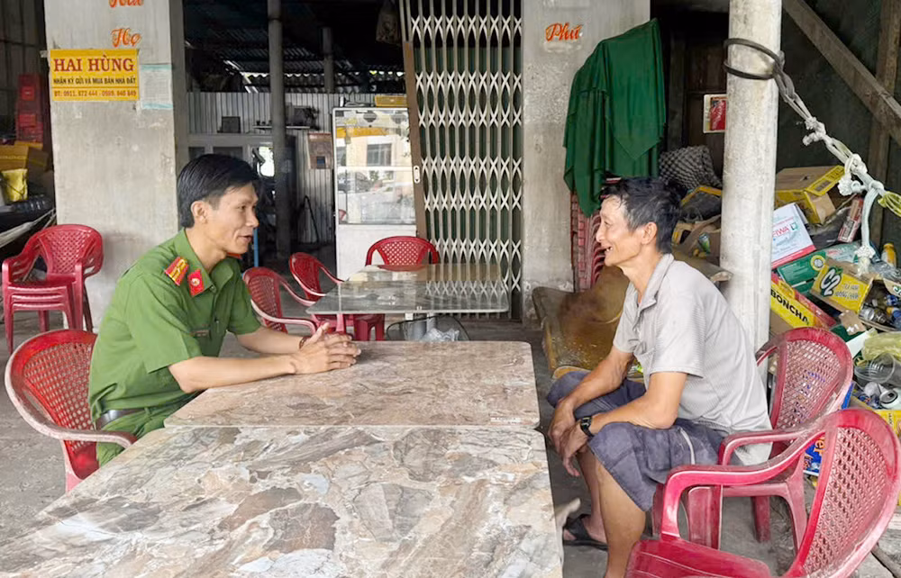 Thiếu tá Công an làm tốt công tác tham mưu giữ gìn an ninh trật tự tại cơ sở -0