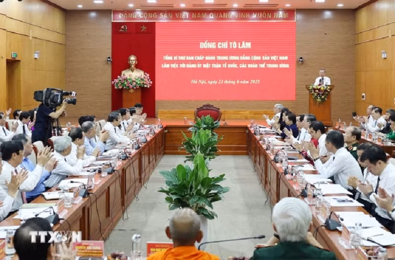 Tổng Bí thư làm việc với Đảng ủy Mặt trận Tổ quốc, các đoàn thể Trung ương -0